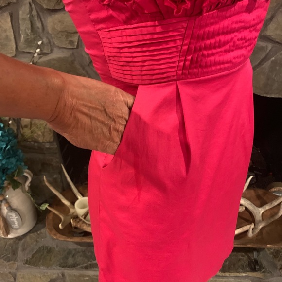 💕Dejavu hot pink party dress.💕 - Picture 4 of 7